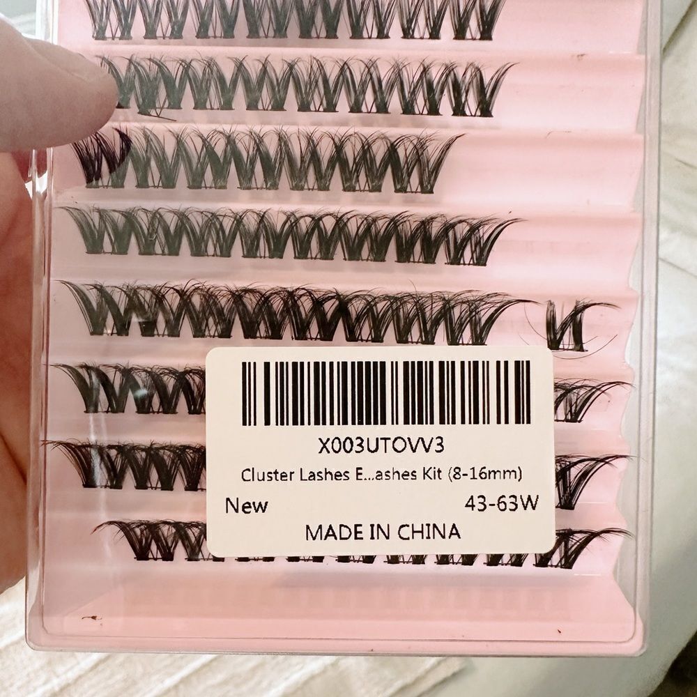 ✨3/$10✨ Lash Clusters Amazon - Picture 3 of 3